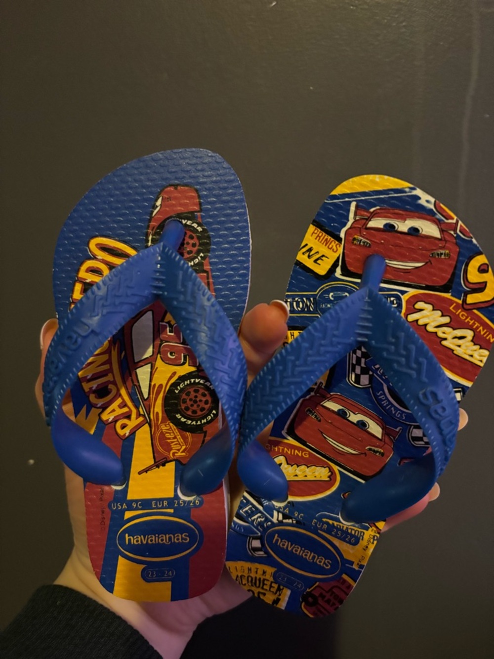 NWOT 9T toddler Disney lightning McQueen cars flip flops